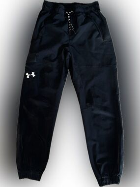 Boys’ Under Armour Black Jogger Loose wind pants with White Logo